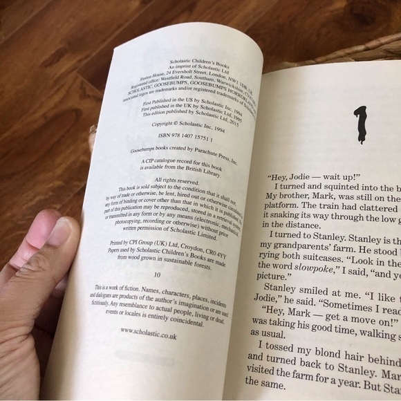 Goosebumps: The Scarecrow Walks at Midnight by: R.L. Stine, paperback book - Picture 2 of 5